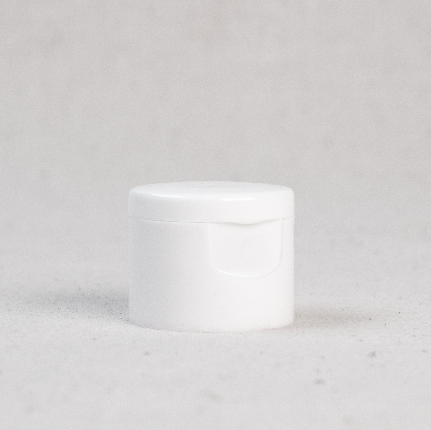 White Plastic 24/410 Hinged Flip-Top Snap Cap